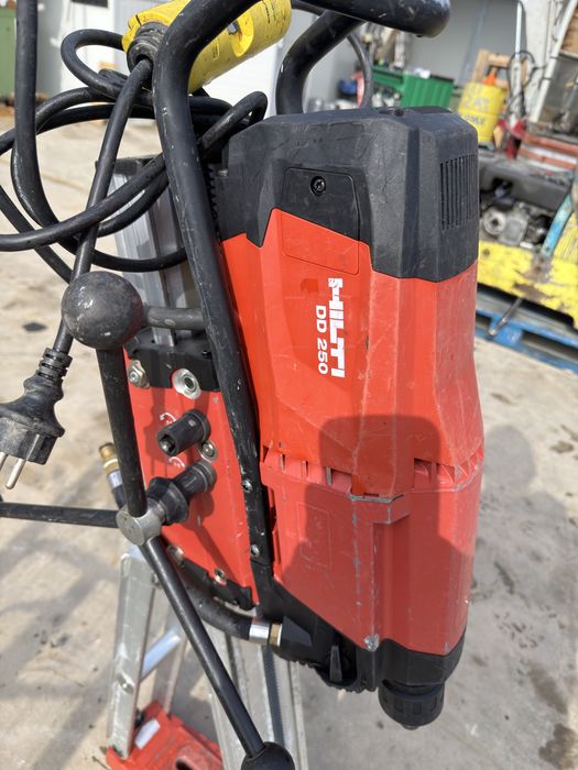 Masina de carotat Hilti DD250-CA / 315 mm / 23 h functionare