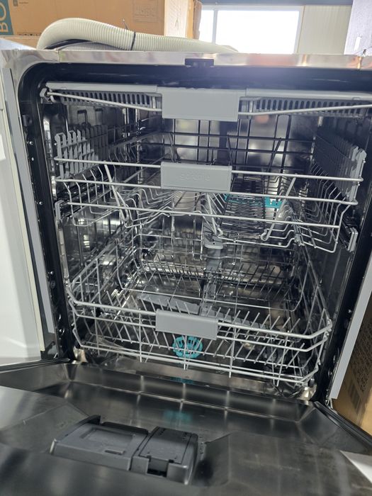 Нова инверторна съдомиялна Gorenje 15 комплекта