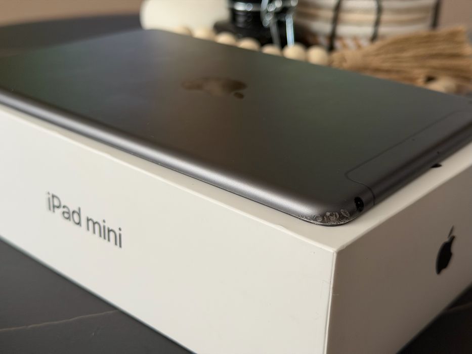 Ipad Mini 5 64GB Wifi + Cellular