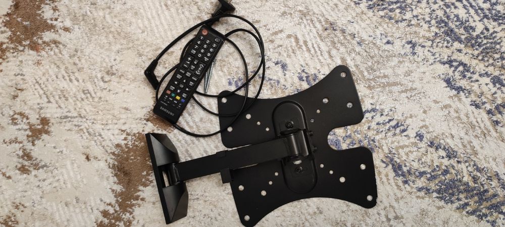 Продам led телевизор samsung 81см