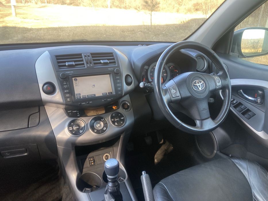 Тойота Рав4 /Toyota Rav4 2.2D-CAT 177кс /2007г/ НА ЧАСТИ