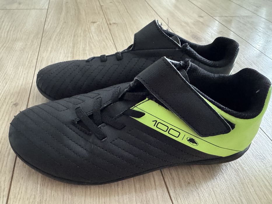 Футболни обувки adidas F50 LEAGUE и Decathlon, номер 34