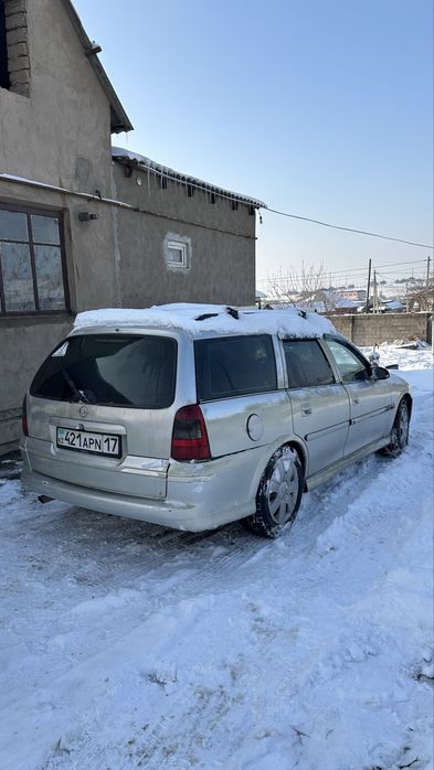 Продам опелвектра ходящий