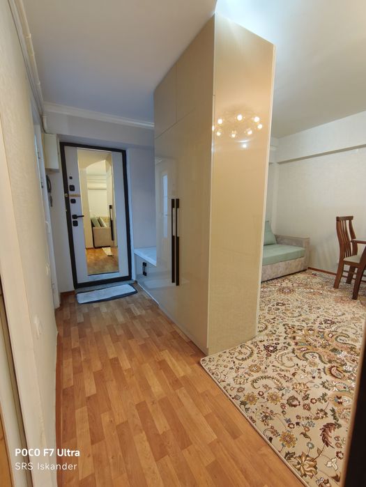 1 ком на Шота Руставели ориентир Bon кафе