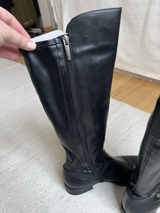 Черни ботуши Gino Rossi, 38 номер