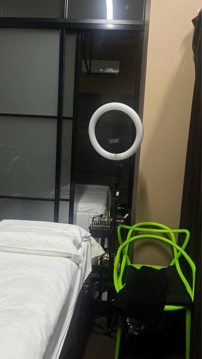 Сдается место с кушеткой