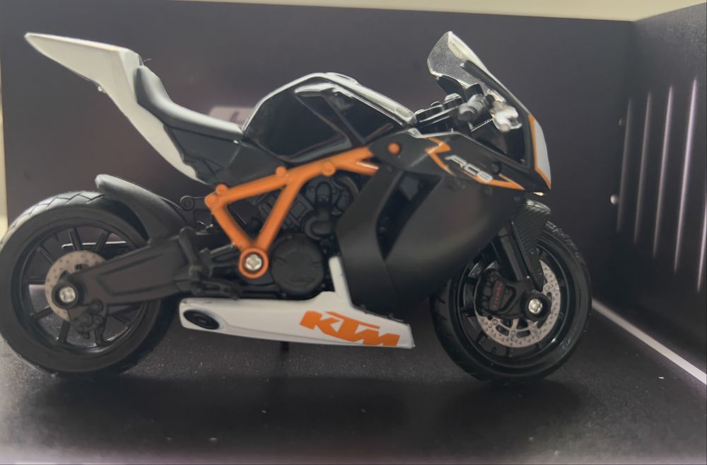 Machete moto 1:18 Yamaha/Kawasaki/Suzuki/Ducati etc