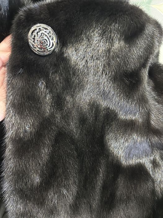 Продам норковую шубу