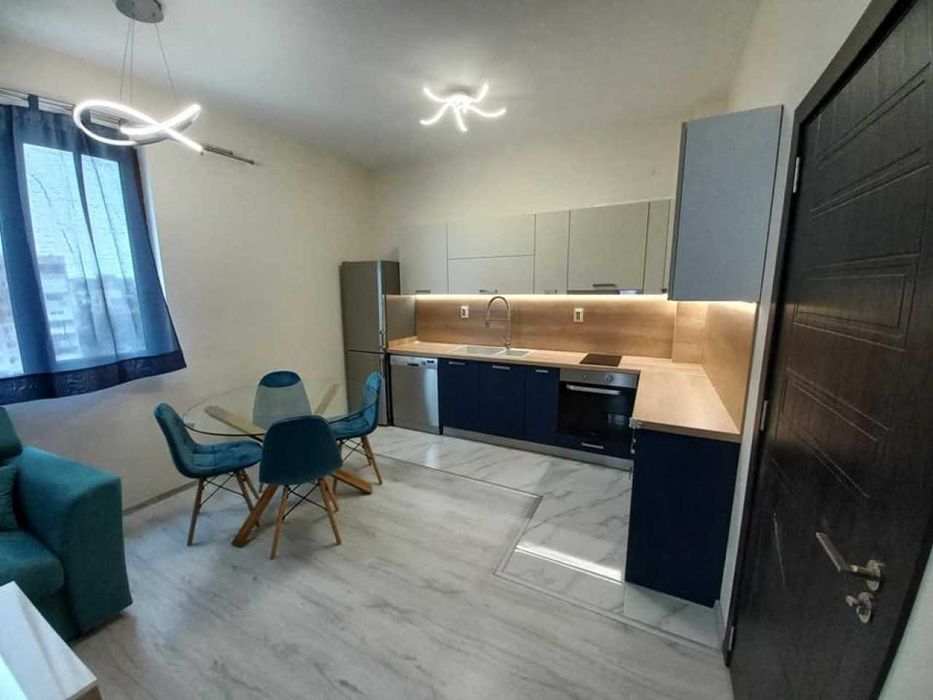 Тристаен апартамент в Тракия