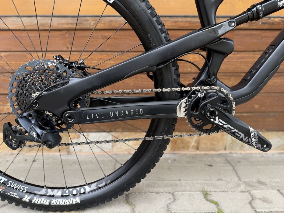 2023 YT Jeffsy Core 3 CF - карбонов АМ байк