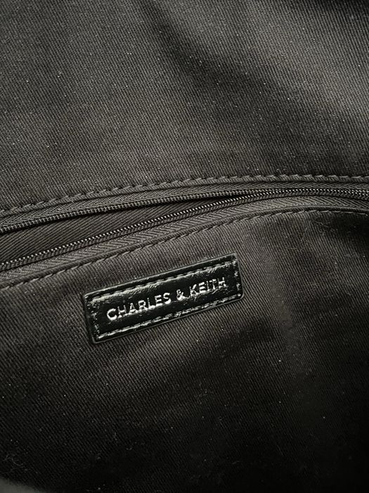 Сумка Charels&Keith