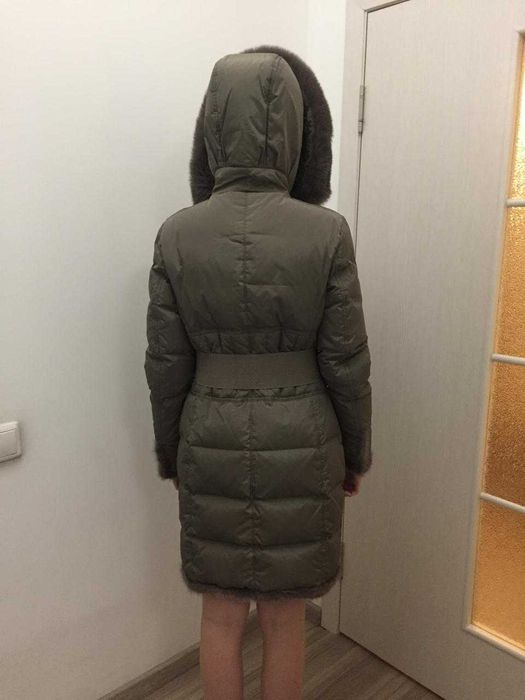 Продам женский пуховик!!!