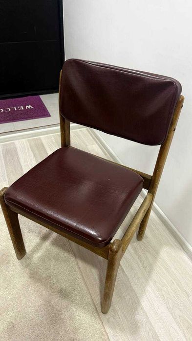 Стул Деревянный Кожаный Б/У