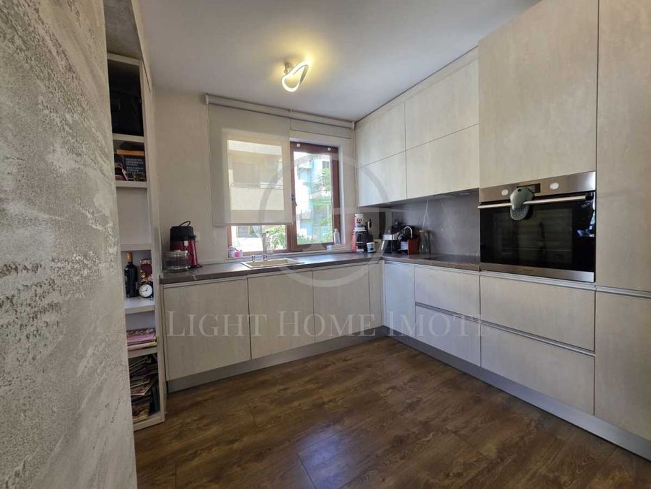 Продава се Тристаен апартамент в Пловдив, Кършияка - 113 кв.м за 2123 €/кв.м - Снимка #5