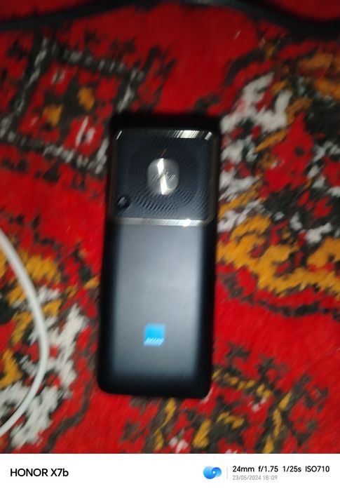 Sicco knopka telefon sotladi