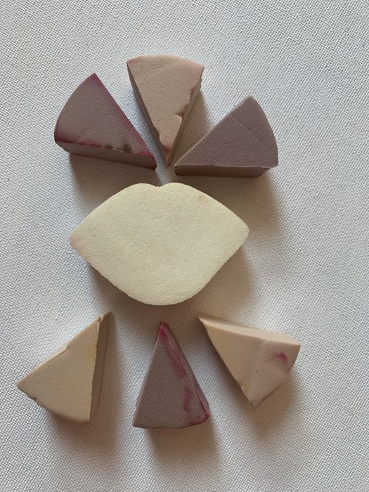 Грим - различни неща.