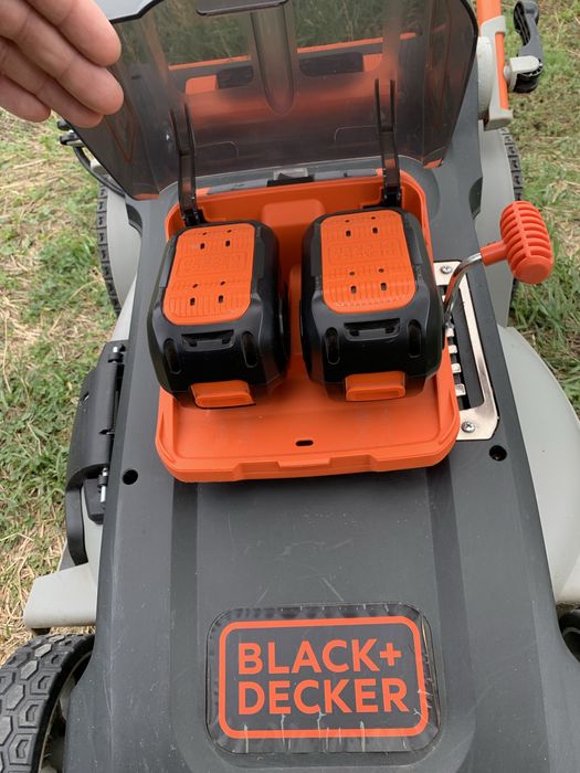 Masina tuns iarba pe acumulator , defecta