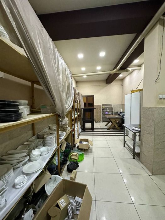 Кафе шароитлари билан 400кв.м
