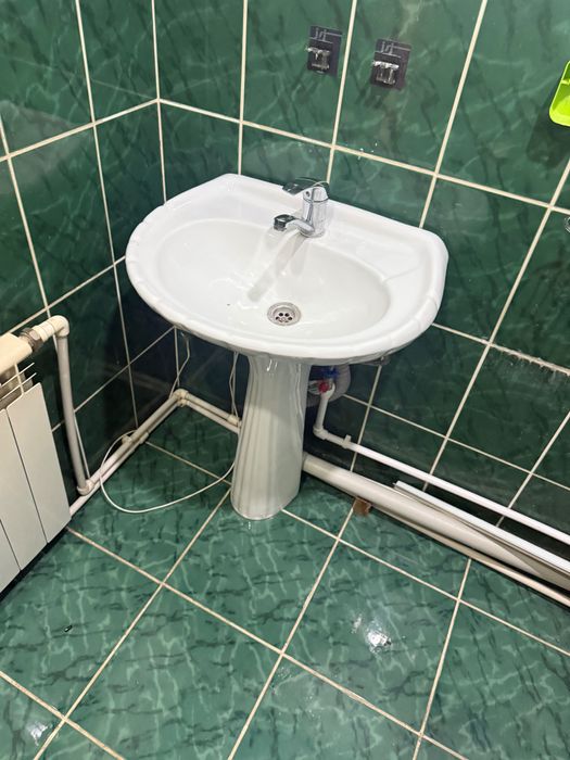 Раковина и унитаз