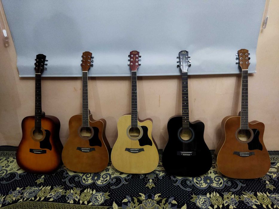 Гитара, чехлы, домбыра, ремешки