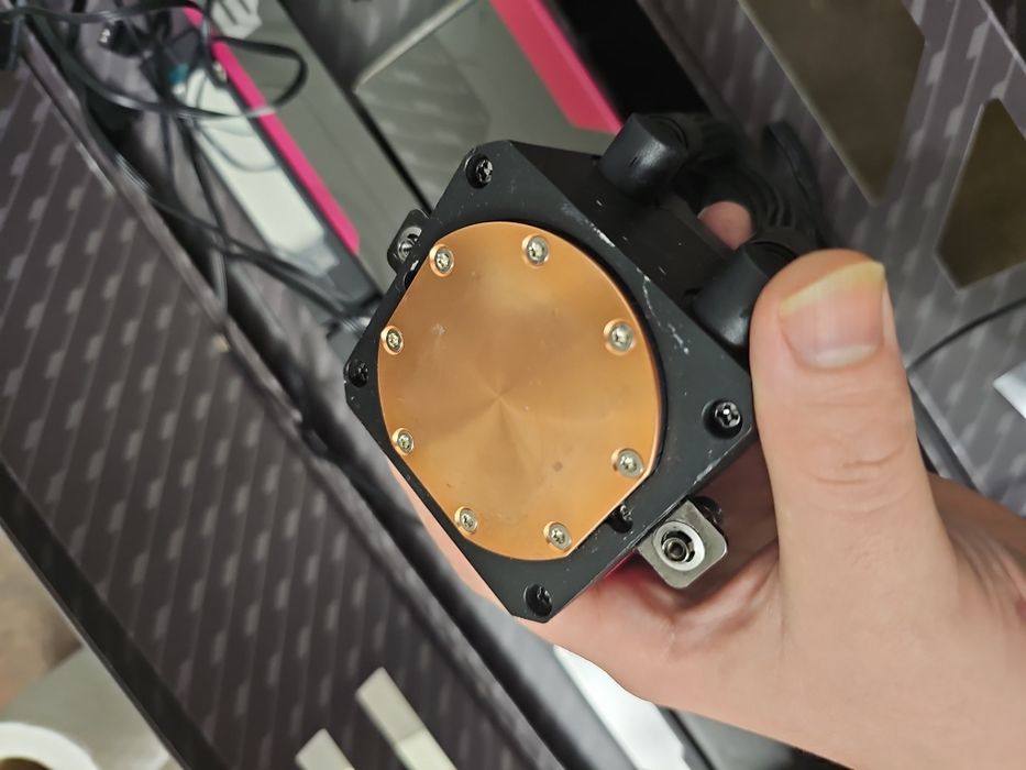 Премиум СЖО Valkyrie AIO с LCD + кейс-бокс