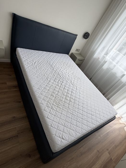 Pat Tapitat 140 x 200 cm, Cu Somiera Rabatabila, Spatiu De Depozitare Si Saltea