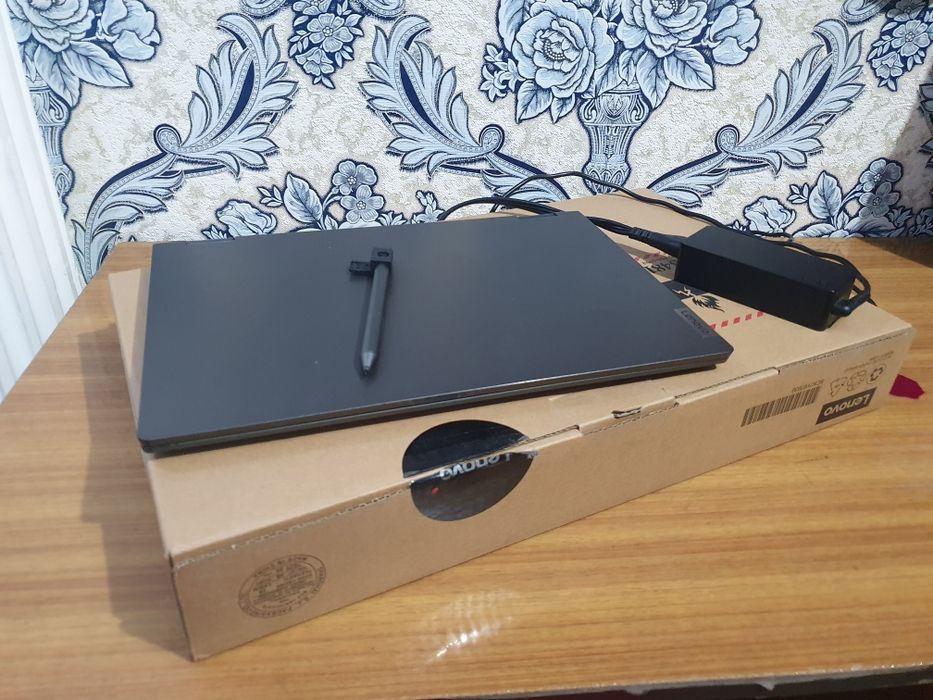 Lenovo flex 5 256/16 360°