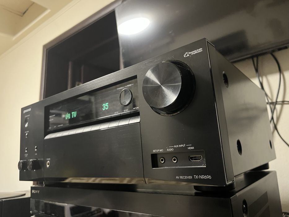 Onkyo TX-NR 696 7.2/Atmos/Spotify/Airplay/Bluetooth/4k/wifi/usb etc.