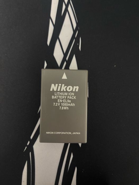 Никон д3000 продам