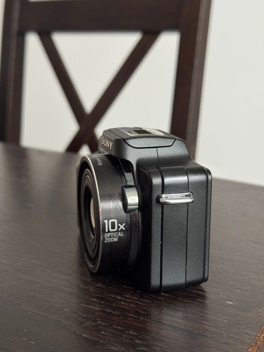 aparat digital Sony Cybershot DSC-H10