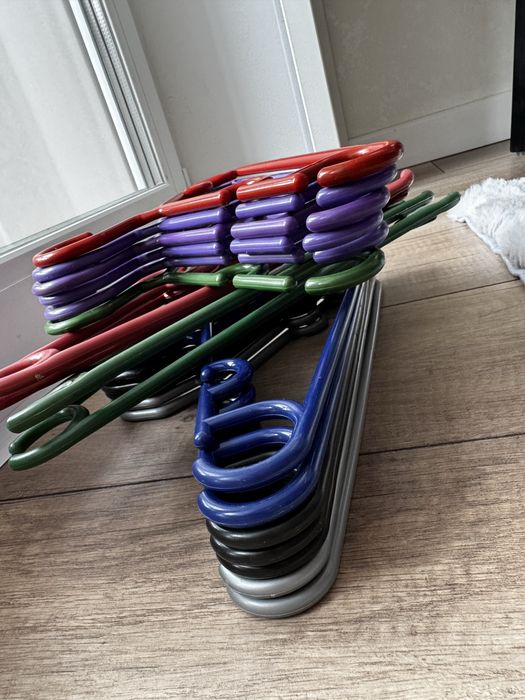 Вешалки детские и подростковые!