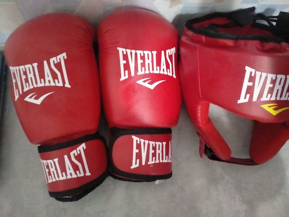 Бокс перчатки EVERLAST