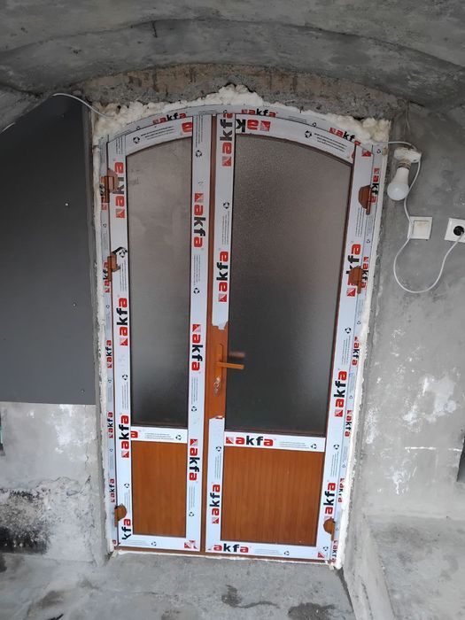 Акфа ромлар ва эшик ва сеткалар