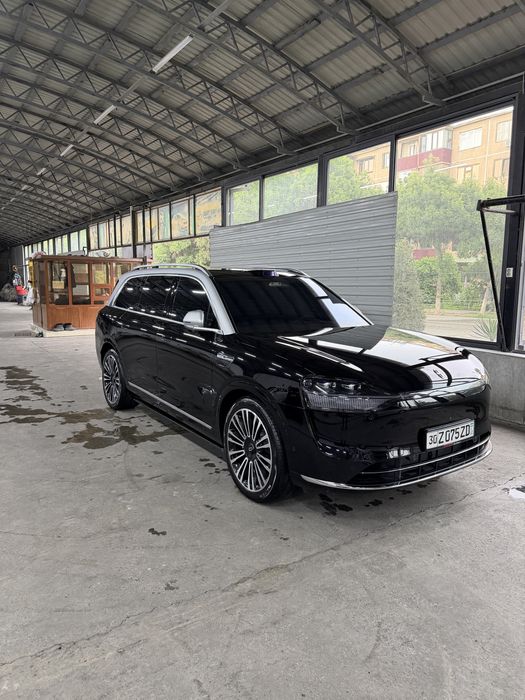AITO M9 2025 г. Пр 37000 фулл