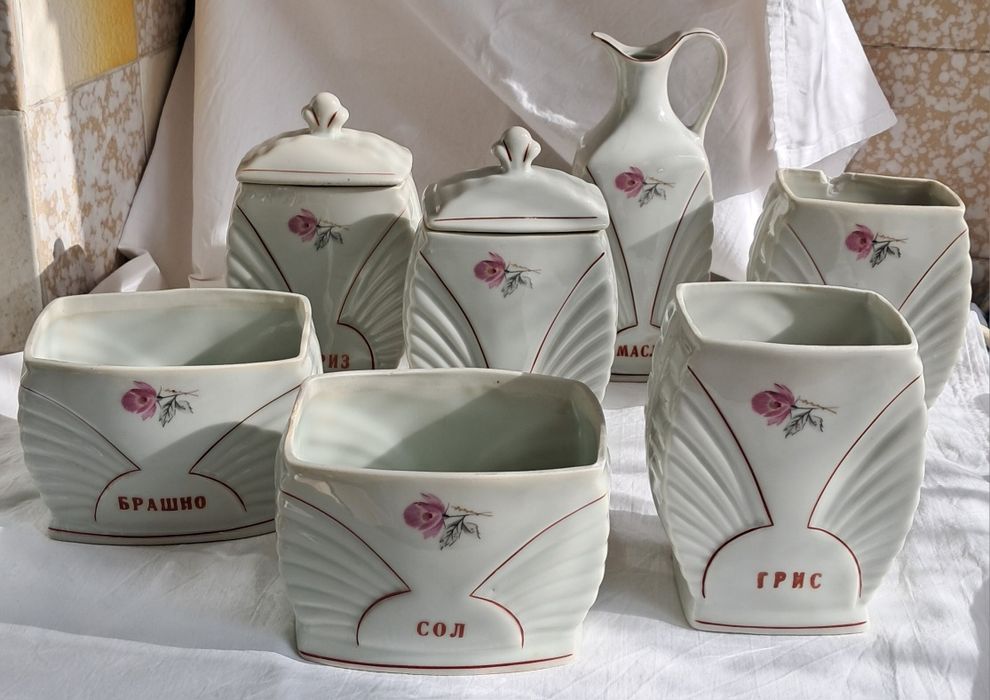 Съдове за подправки - български порцелан