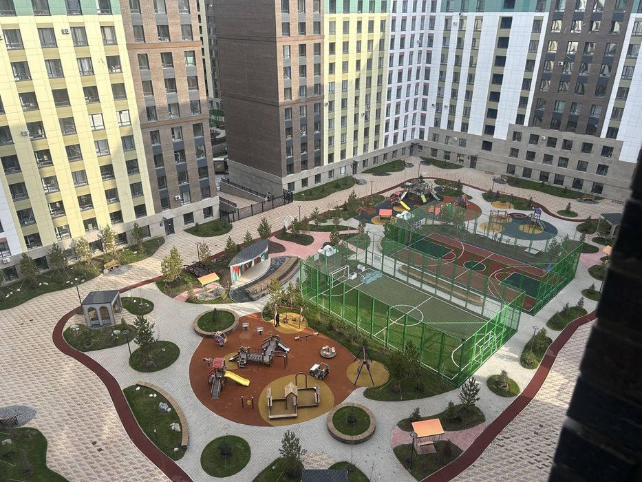 Левый берег. Медцентры. Хан шатыр