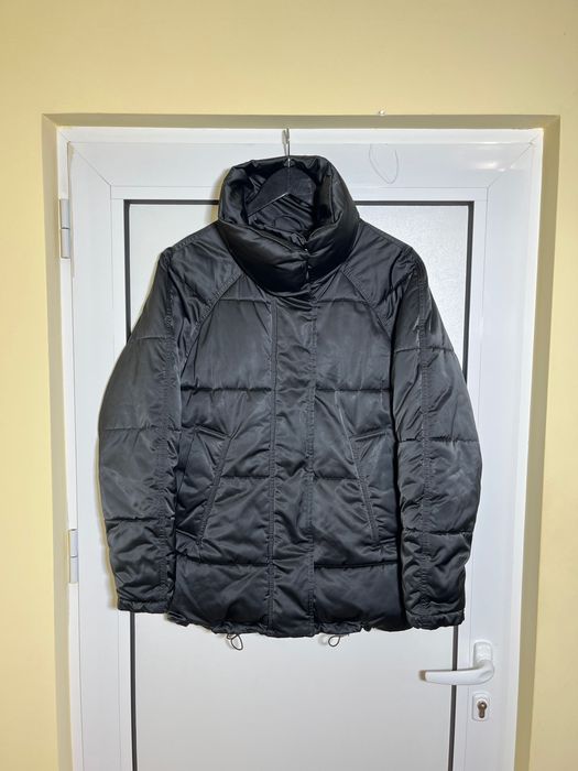 Дамско зимно яке Monki ( черно размер М)