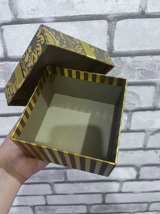 Подарочные коробки