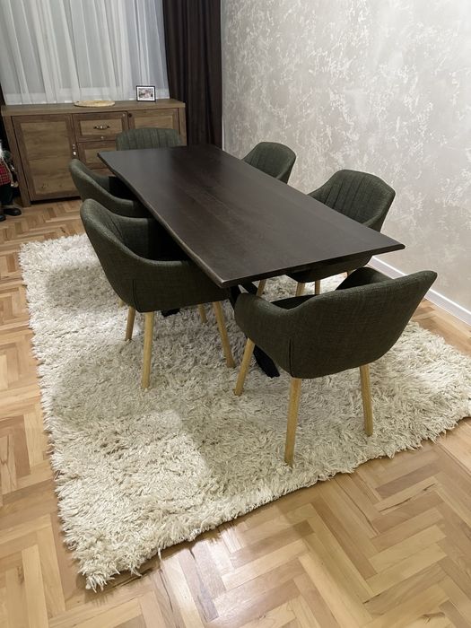 Трапезна маса от масив - дъб- с метални крака