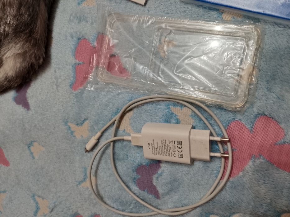 Продам Телефон vivo y01.б/у