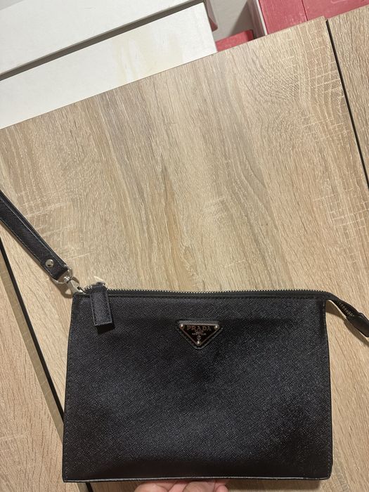 Prada Clutch Чанта