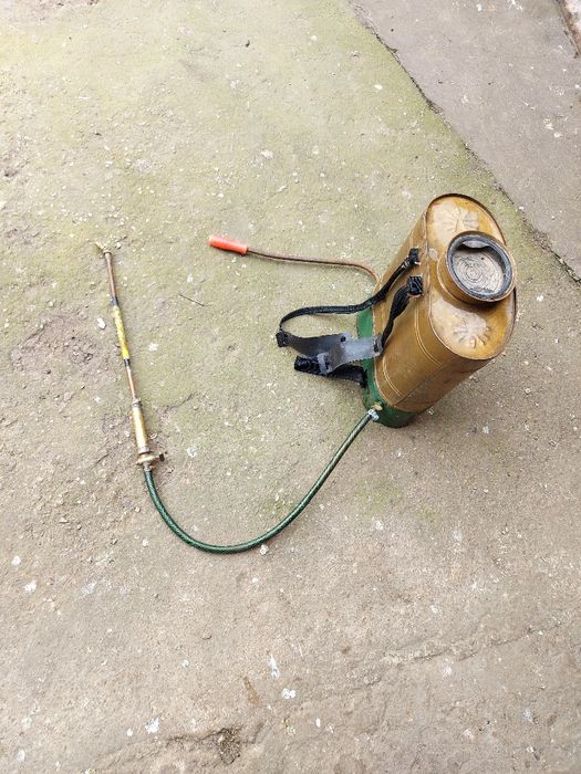 Pompă alamă de stropit în gradina