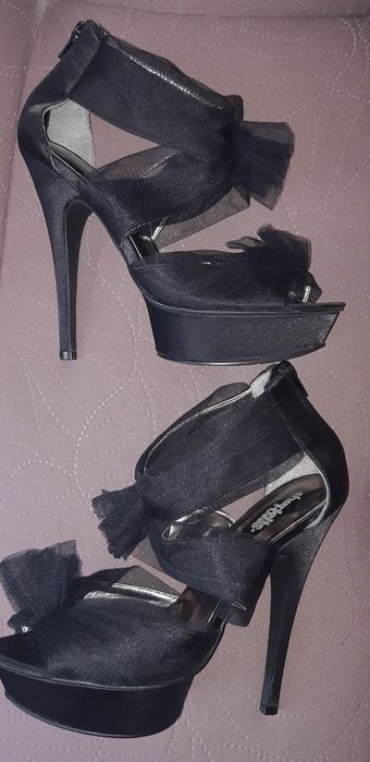 Продам туфли. Размер 37-38.