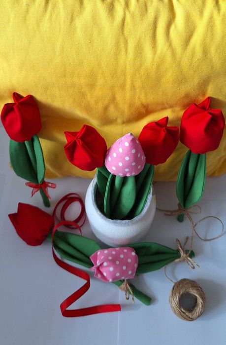 Ръчно изработени лалета от плат