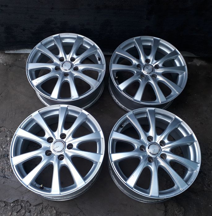 Диски 17 ЕТ 38 J7 крепеж 5/114,3