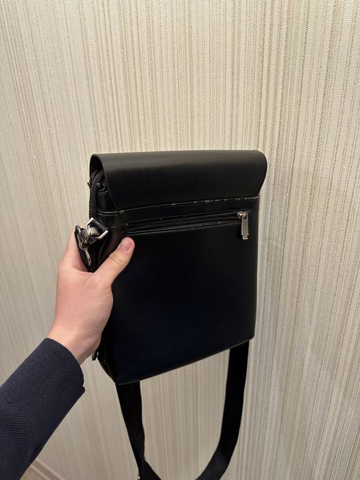 Кожанная сумка Bradford через плечо