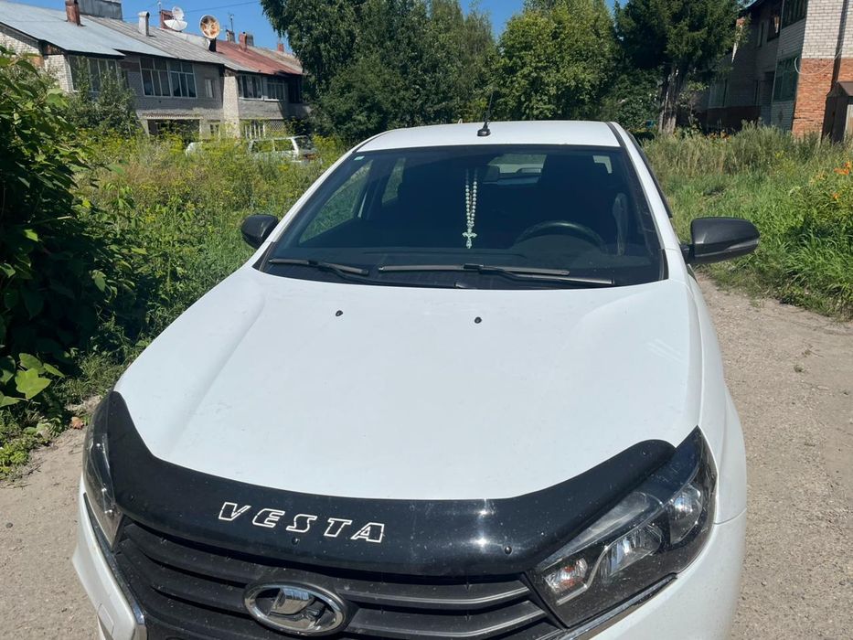 Продам лада Vesta 2019 года выпуска