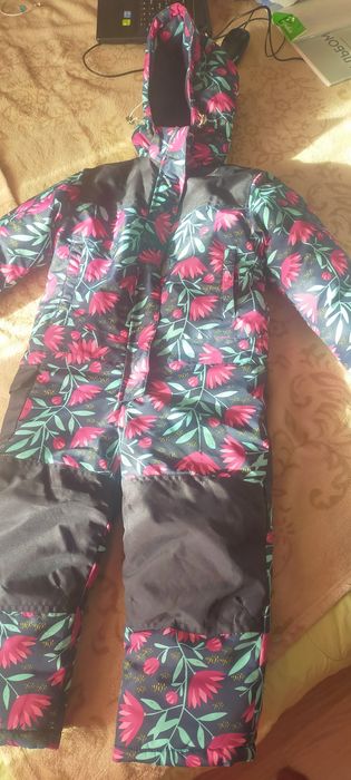 Продам комбинезон детский зимний