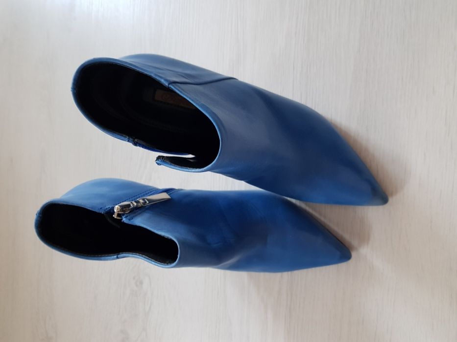 Ghete piele Buffalo nr. 36