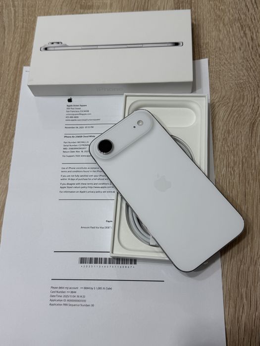 iPhone 17 Air, 256GB, Cloud White, NOU, Garantie